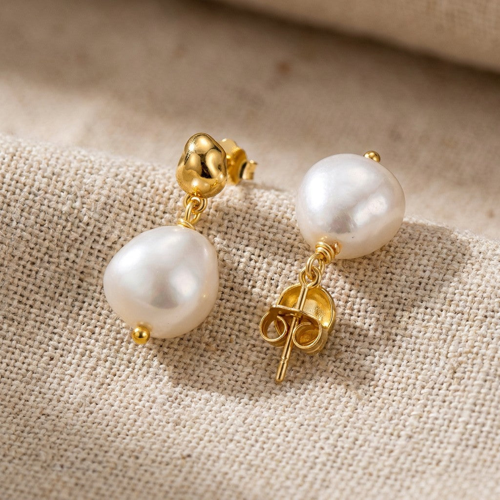 gold-baroque-pearl-drop-earrings-luna-drift-closeup