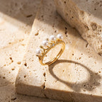 gold-pearl-ring-creative-pearlglow-laurel