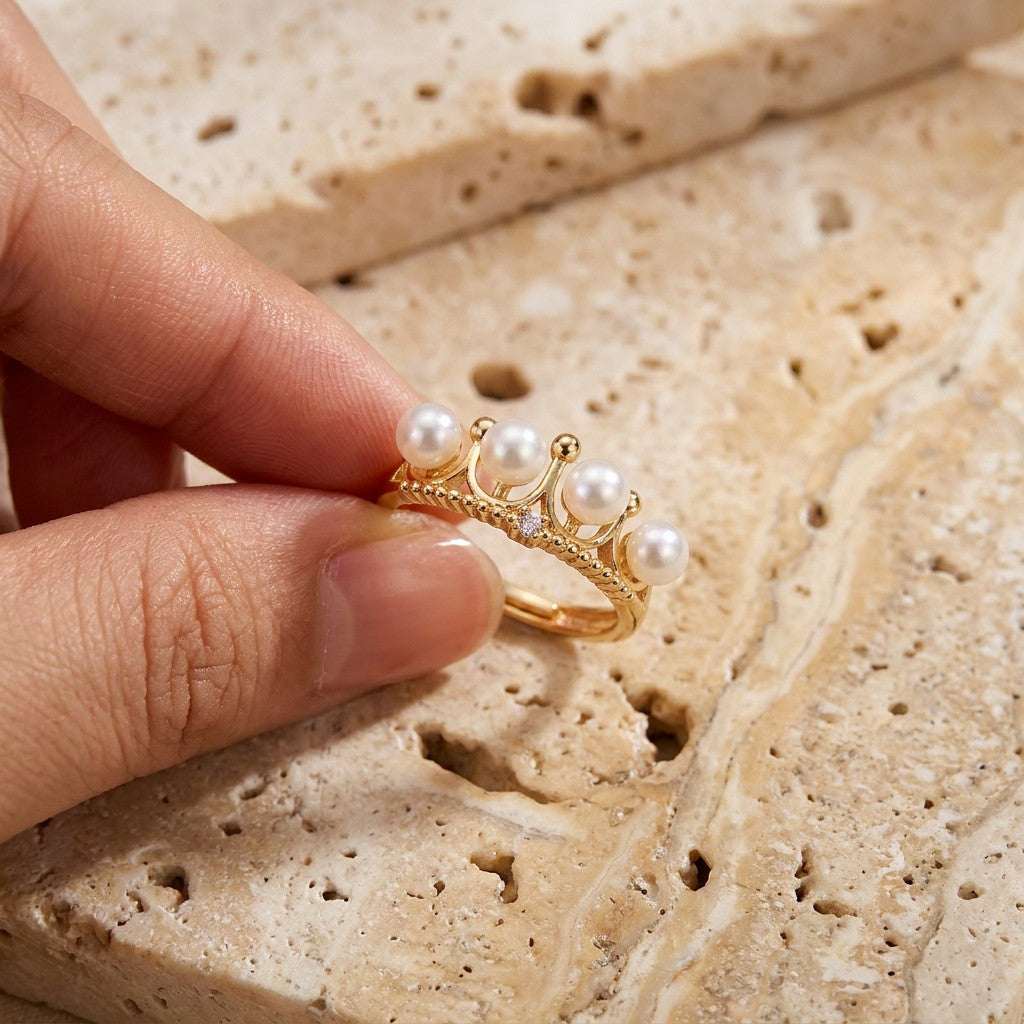 gold-pearl-ring-scale-pearlglow-laurel