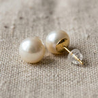 ivory-pearl-sterling-silver-stud-earrings-closeup-luna-classic