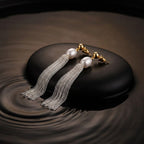 silver-pearl-tassel-earrings-detail-luna-tassel